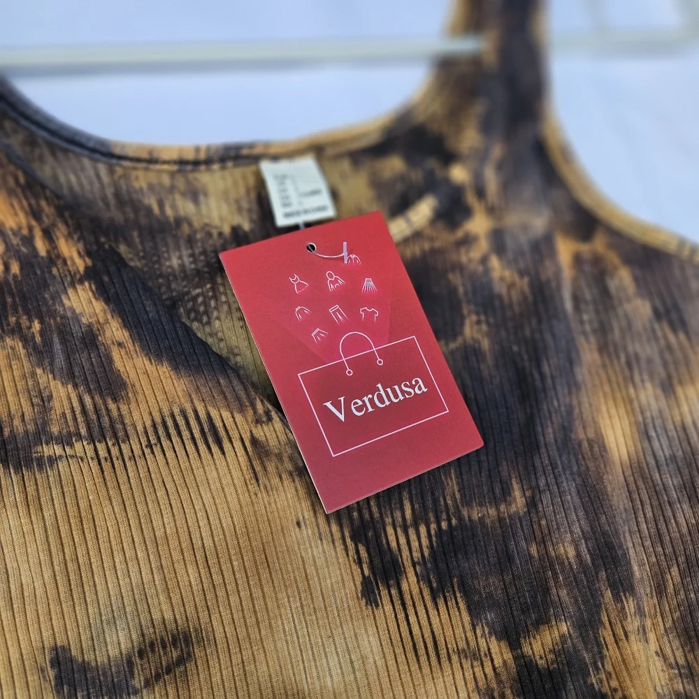 Verdusa Women's Tie Dye Notched Neck Ribbed Skinny Thong Tank Bodysuit Top Large - Picture 2 of 4